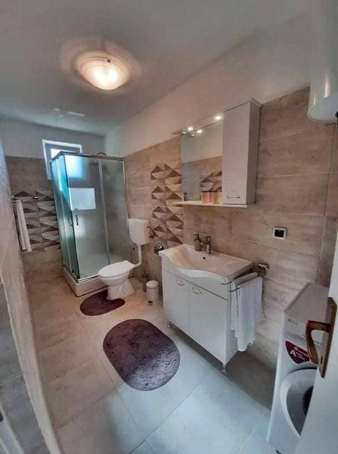 Ruralna Kuca Za Odmor Viktorija Villa Caglin Exterior photo