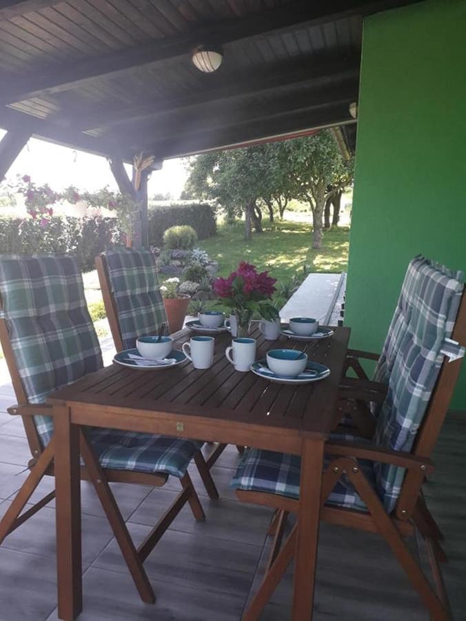 Ruralna Kuca Za Odmor Viktorija Villa Caglin Exterior photo
