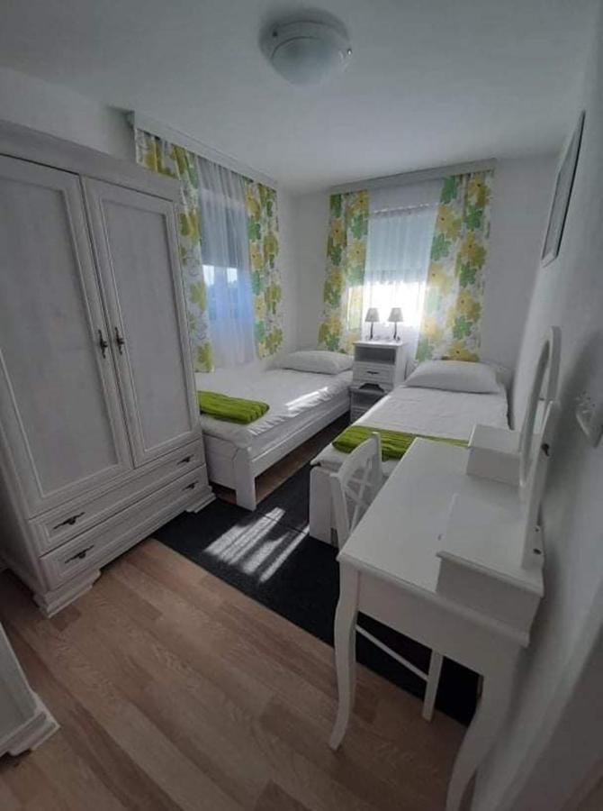 Ruralna Kuca Za Odmor Viktorija Villa Caglin Exterior photo